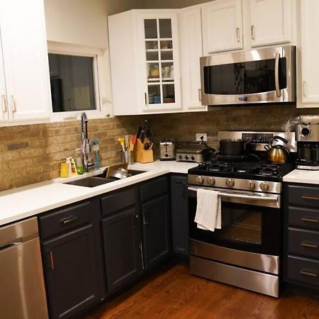 Nice And Cozy. Sleeps 5. Apartman Chicago Kültér fotó