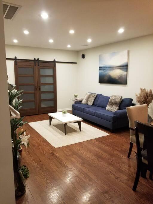 Nice And Cozy. Sleeps 5. Apartman Chicago Kültér fotó